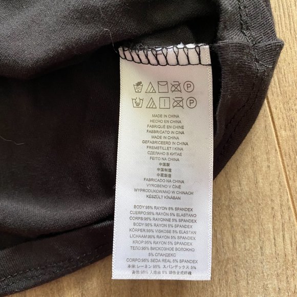 Michael Kors Sleeveless Cowl Neck Top - Picture 4 of 10